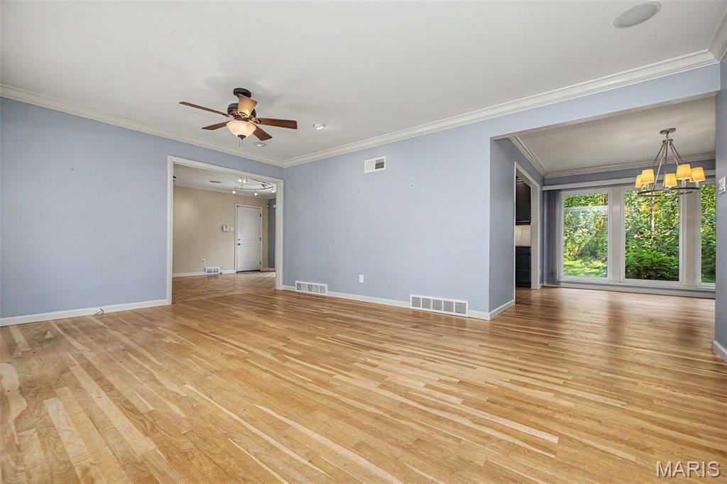 200 Tanglewood Drive Property Photo 7