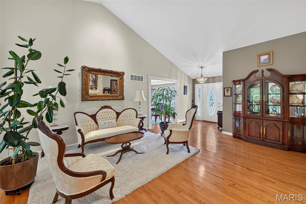 406 Rascal Crossing Property Photo 14