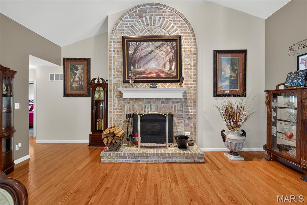 406 Rascal Crossing Property Photo 16