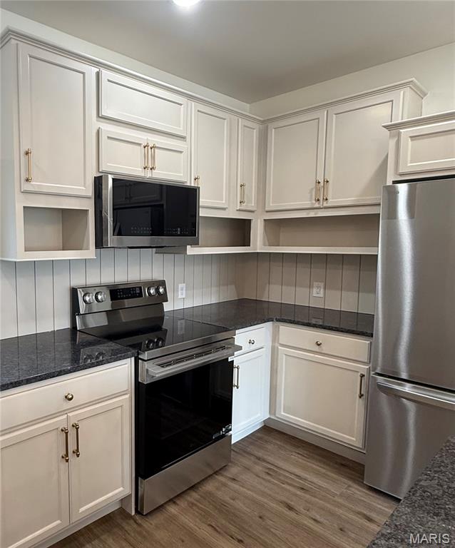 21790 Lomax Property Photo 11