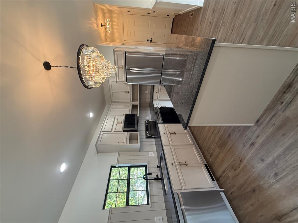 21790 Lomax Property Photo 16