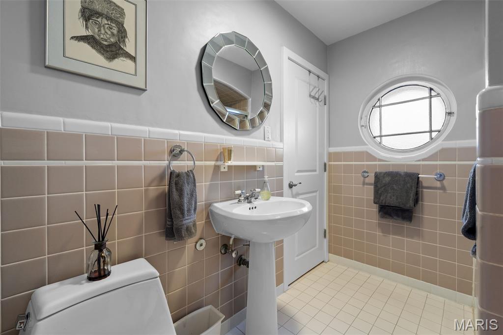 7006 Christopher Drive Property Photo 28