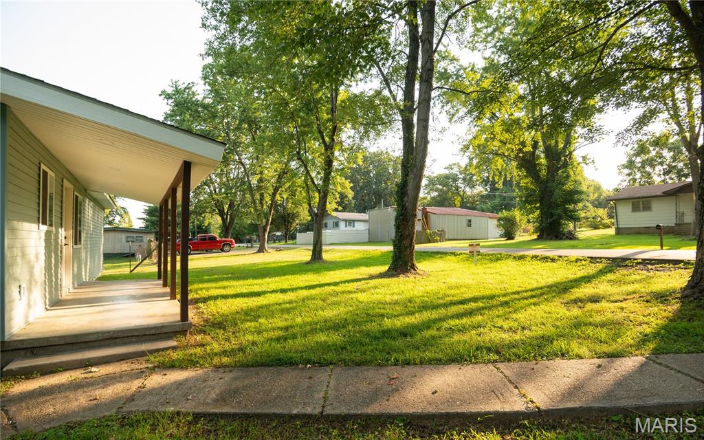605 Guiling Property Photo 16