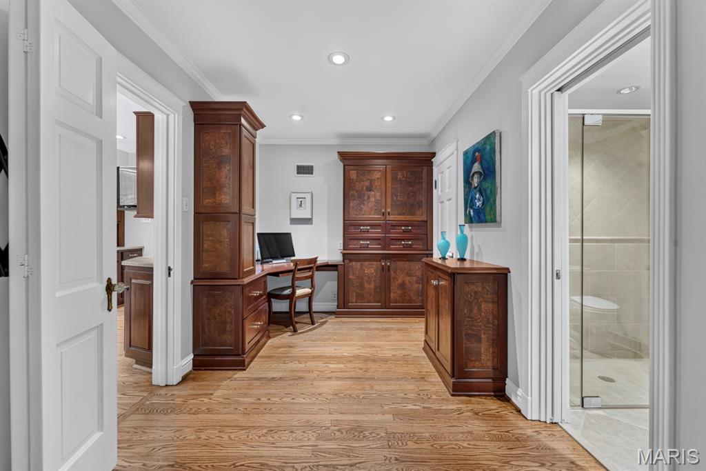 17 Devon Road Property Photo 43
