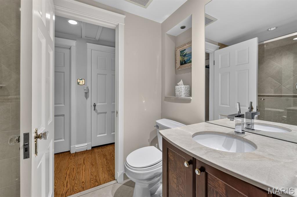 17 Devon Road Property Photo 44