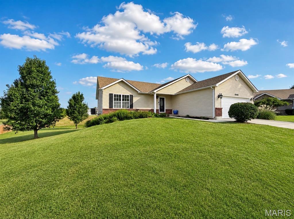 18405 Walnut Grove Court Property Photo 1