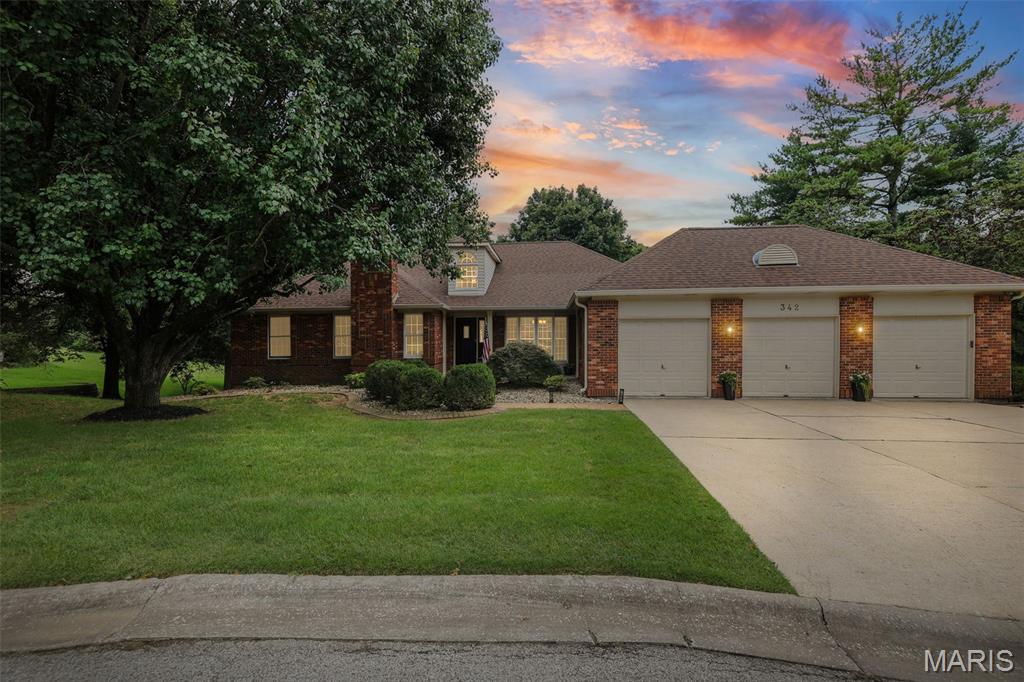 342 Oak Hill Drive Property Photo 1