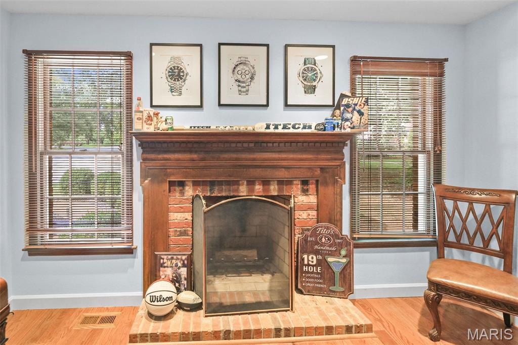 342 Oak Hill Drive Property Photo 6