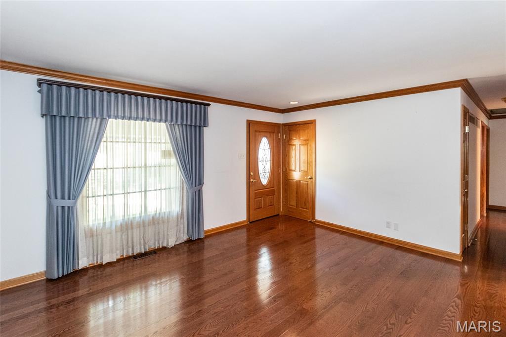 2614 Baltusrol Drive Property Photo 3