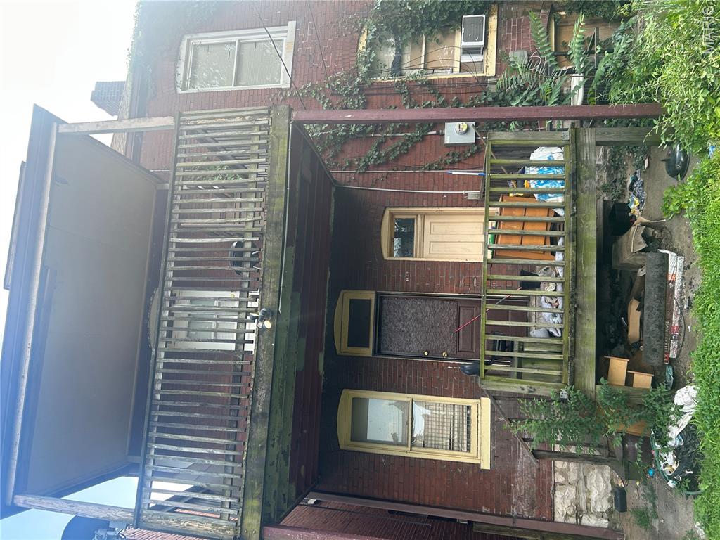 3943 Greer Avenue Property Photo 5