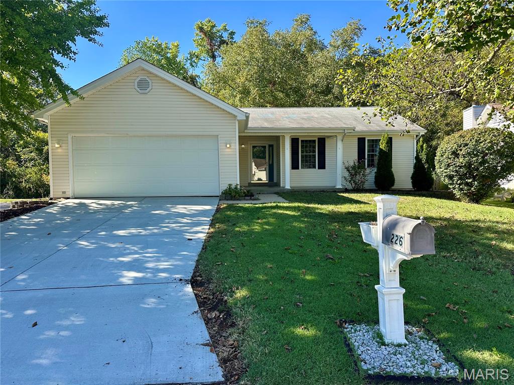 226 Barrington Drive Property Photo 1