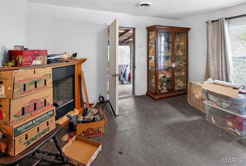 1603 Little Bend Road Property Photo 4