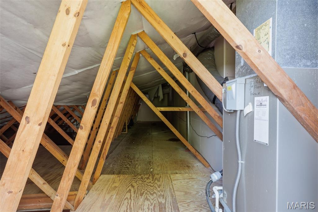 1212 Walnut Hill Farm Drive Property Photo 49