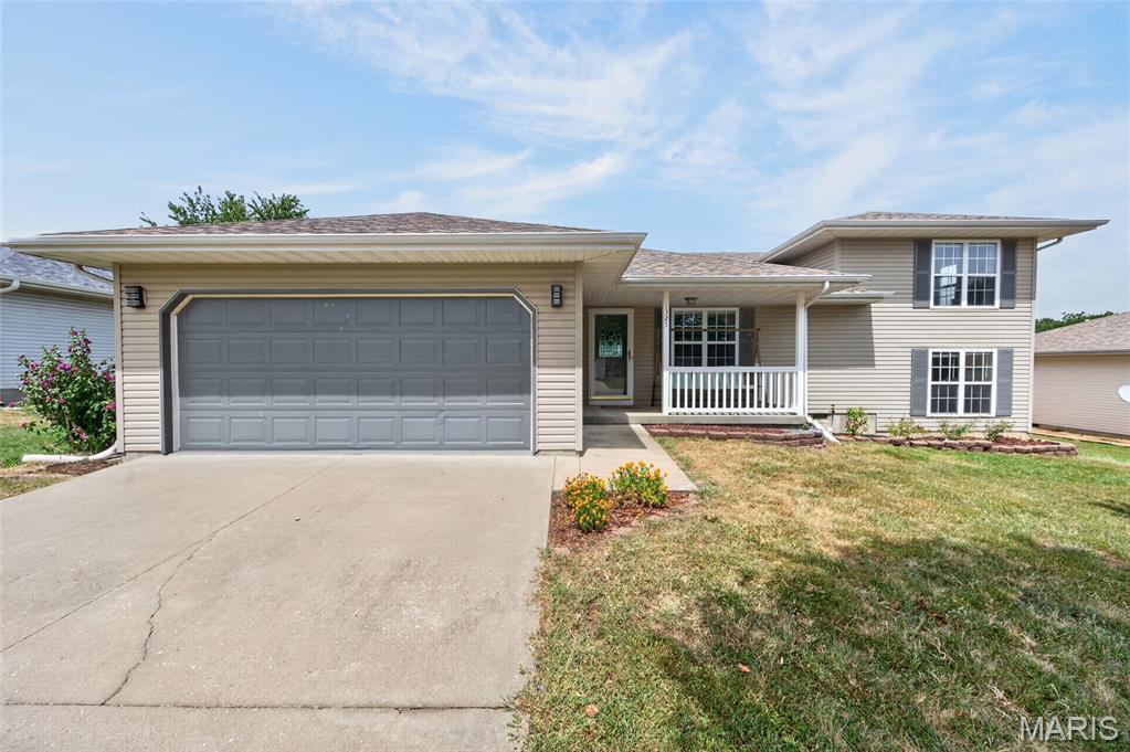 1325 Nathaniel Drive Property Photo 1