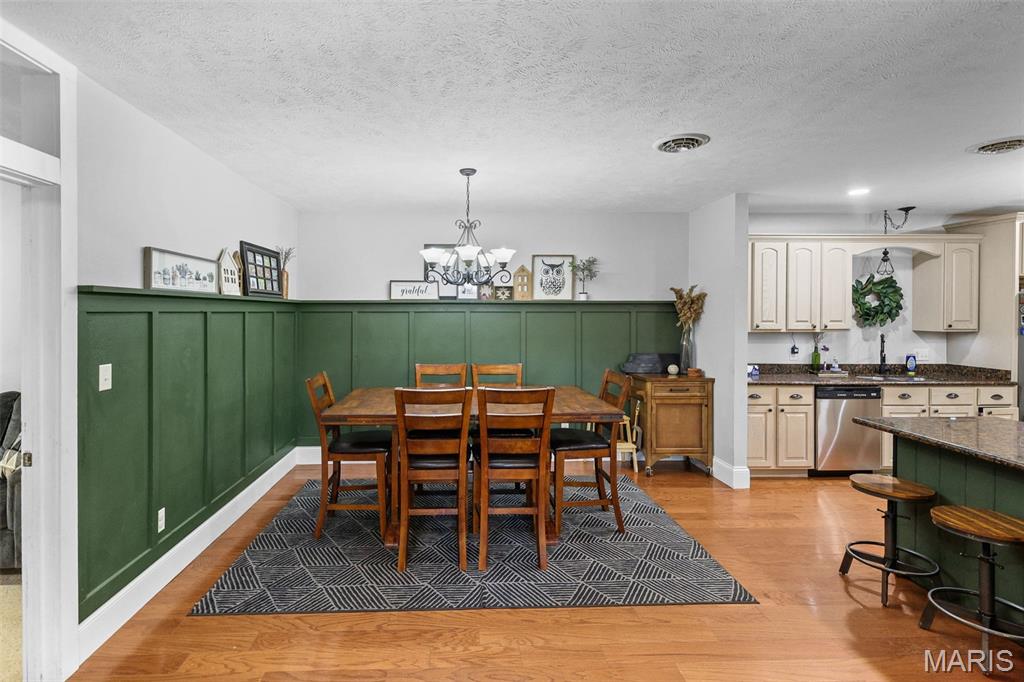 7107 Bittersweet Lane Property Photo 12