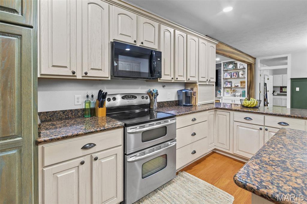 7107 Bittersweet Lane Property Photo 19