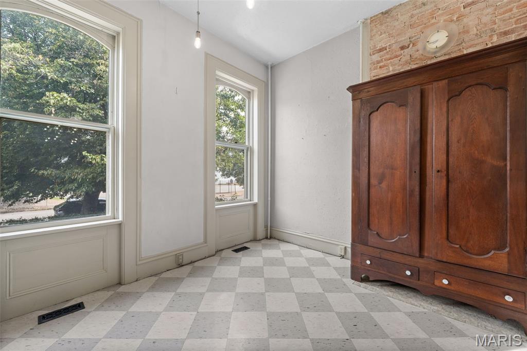2012 Victor Street Property Photo 13