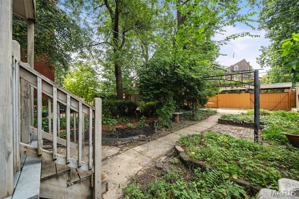 2012 Victor Street Property Photo 47