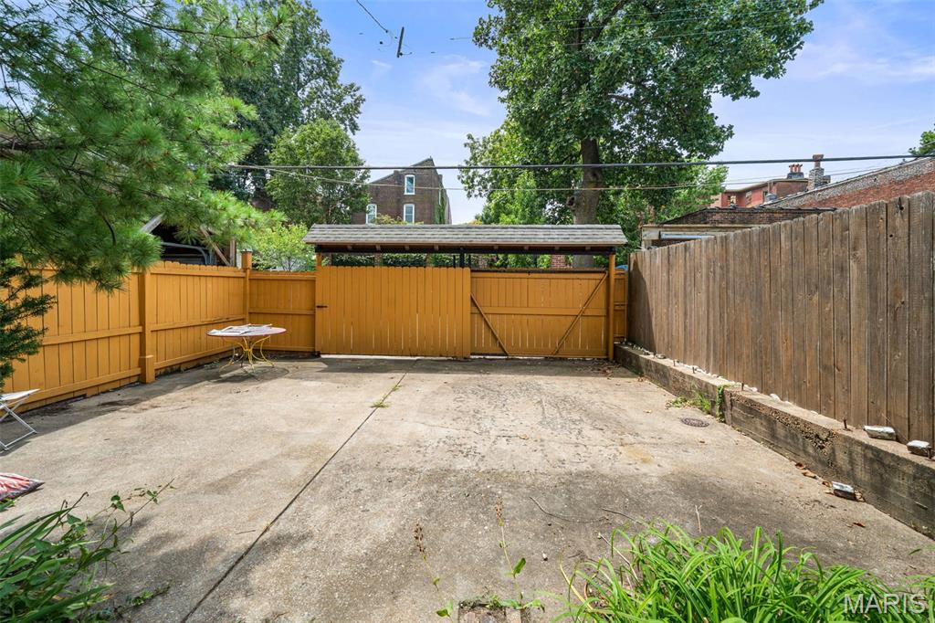 2012 Victor Street Property Photo 49