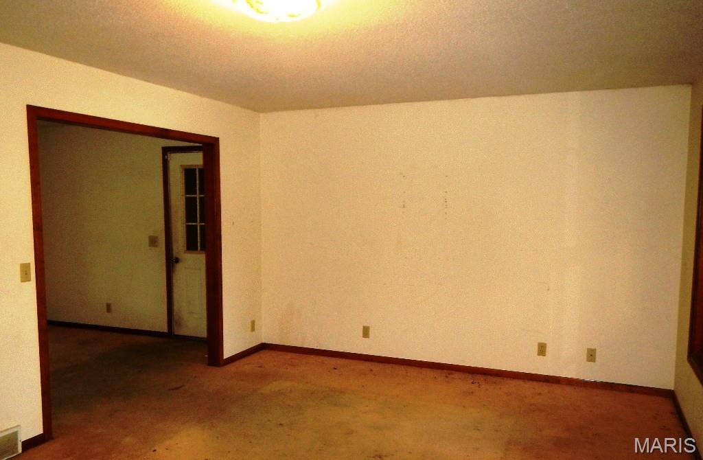 4140 Windmere Drive Property Photo 5