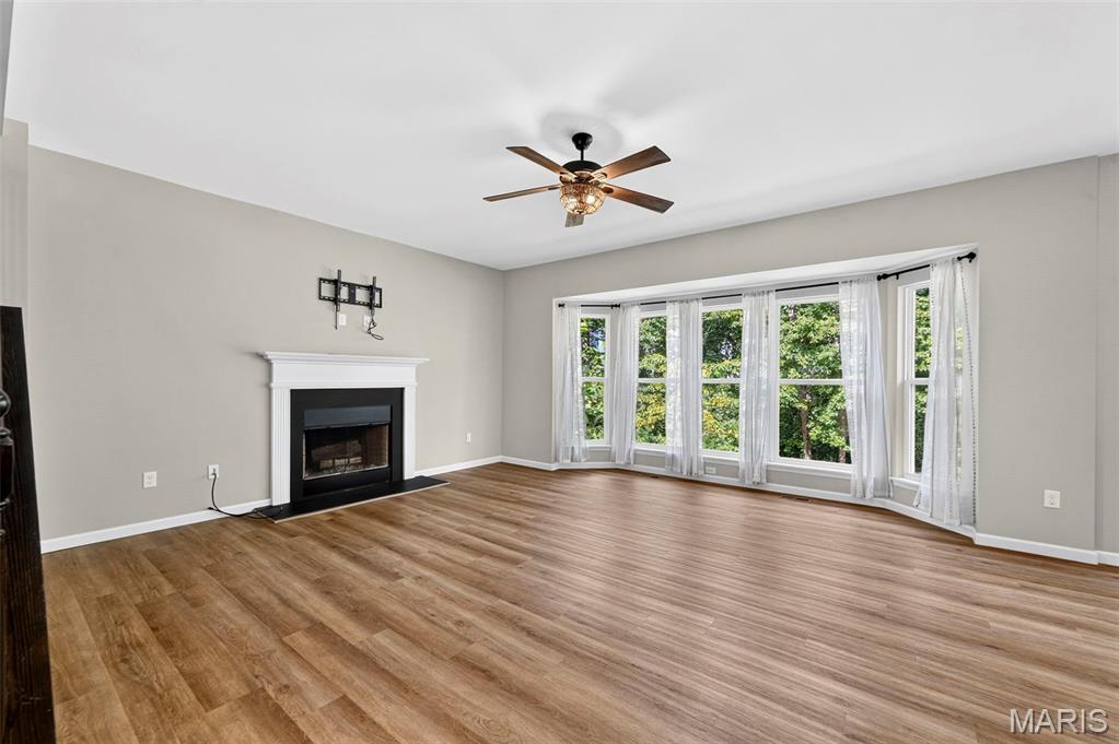 866 Boulder Crest Court Property Photo 8
