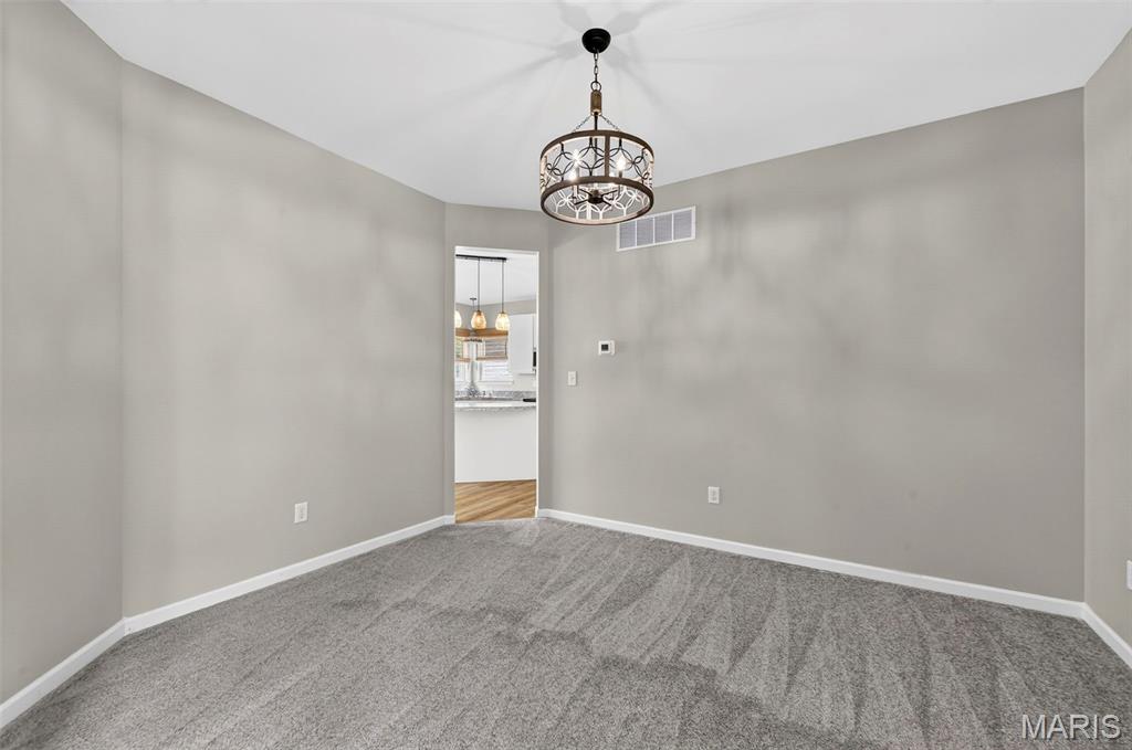 866 Boulder Crest Court Property Photo 14