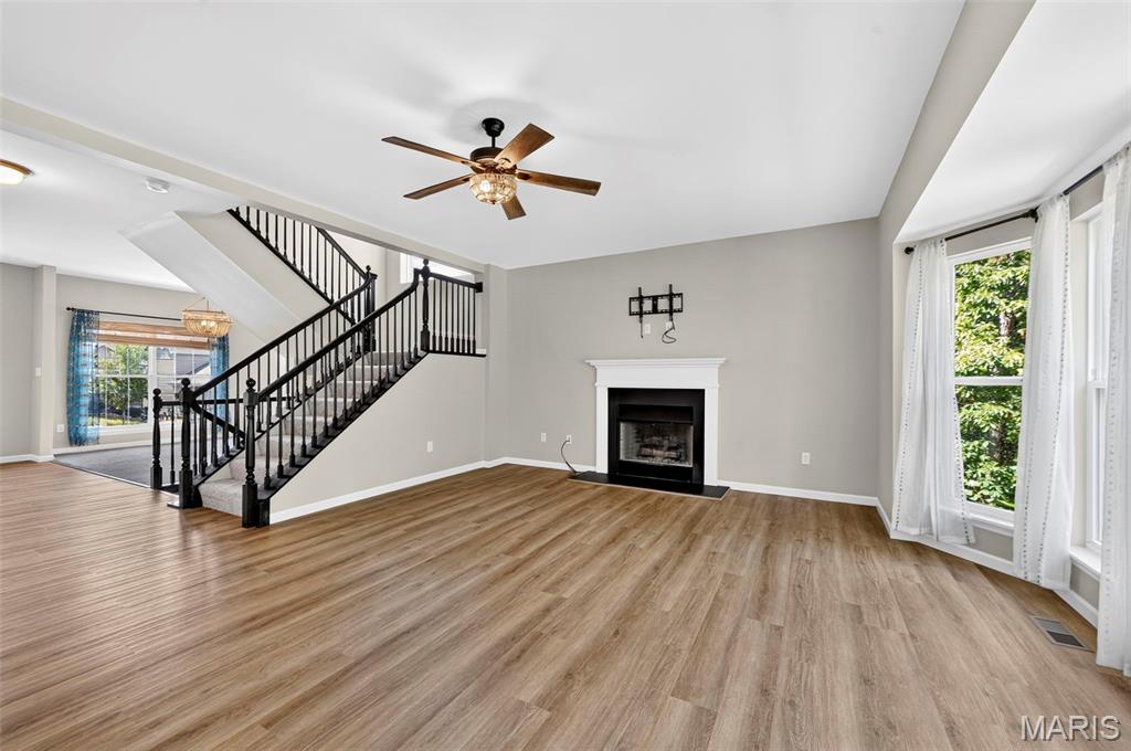 866 Boulder Crest Court Property Photo 15