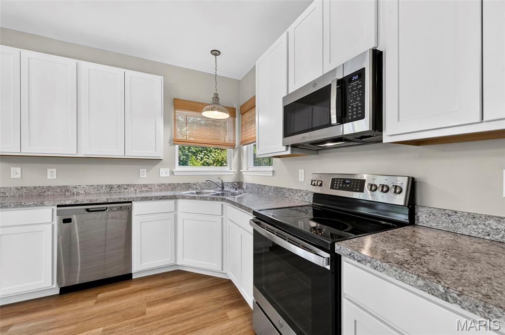 866 Boulder Crest Court Property Photo 34