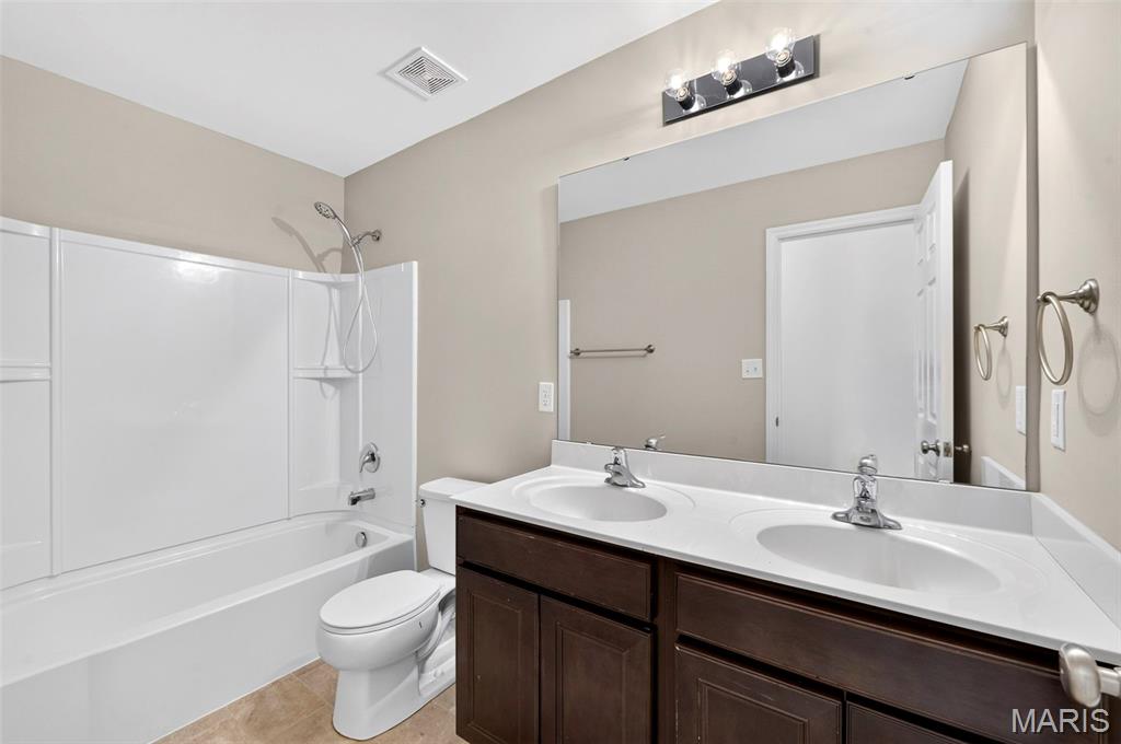 866 Boulder Crest Court Property Photo 43