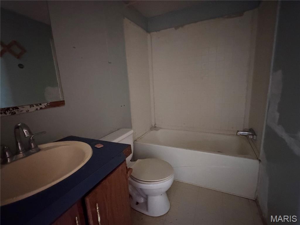 14192 Klondike Road Property Photo 8