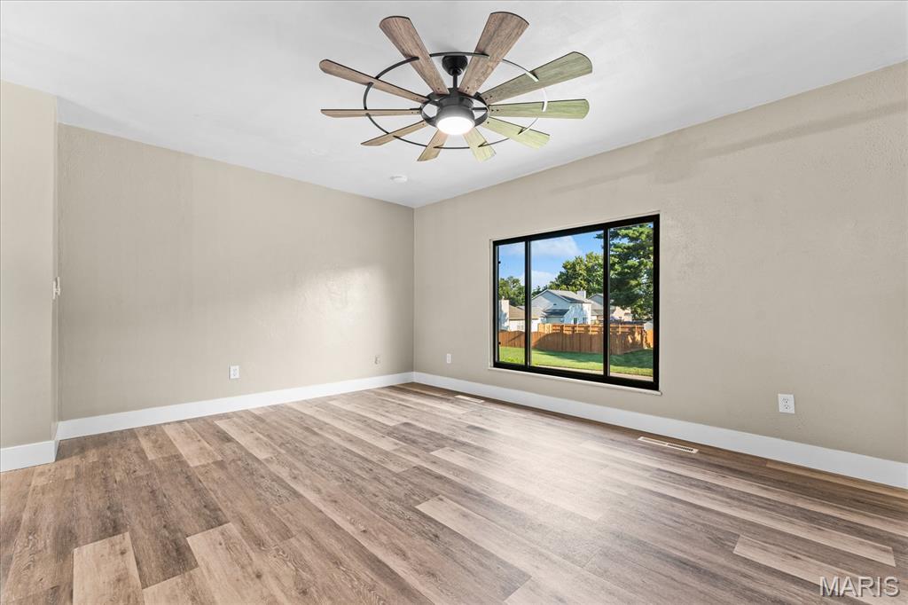 2100 Tampico Drive Property Photo 4
