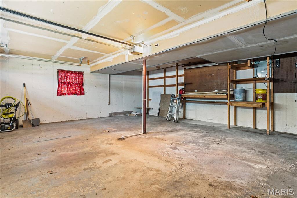 2100 Tampico Drive Property Photo 37