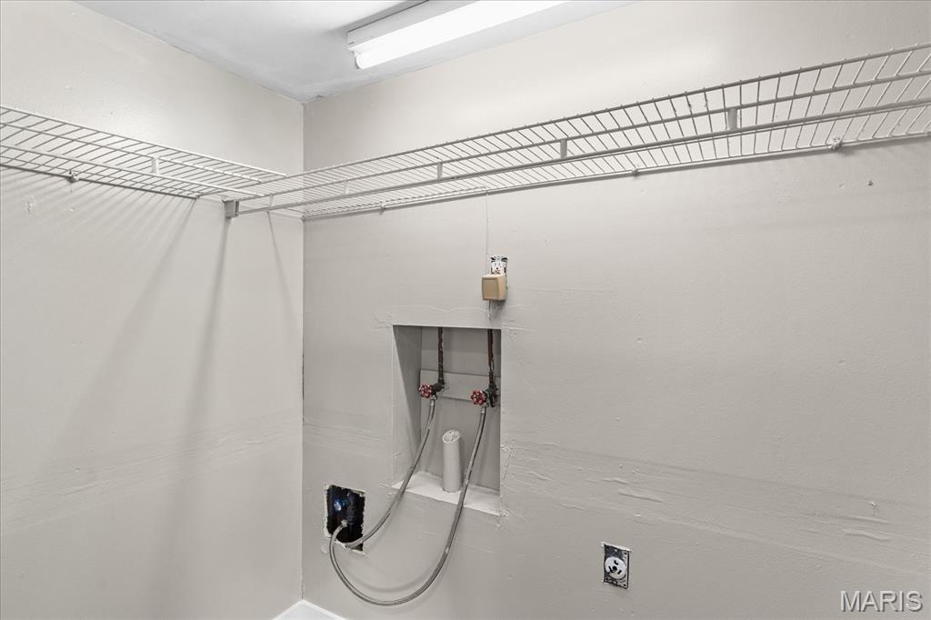 2100 Tampico Drive Property Photo 39