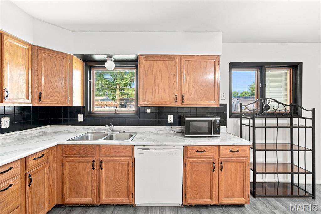 3319 Royal Domain Drive Property Photo 10