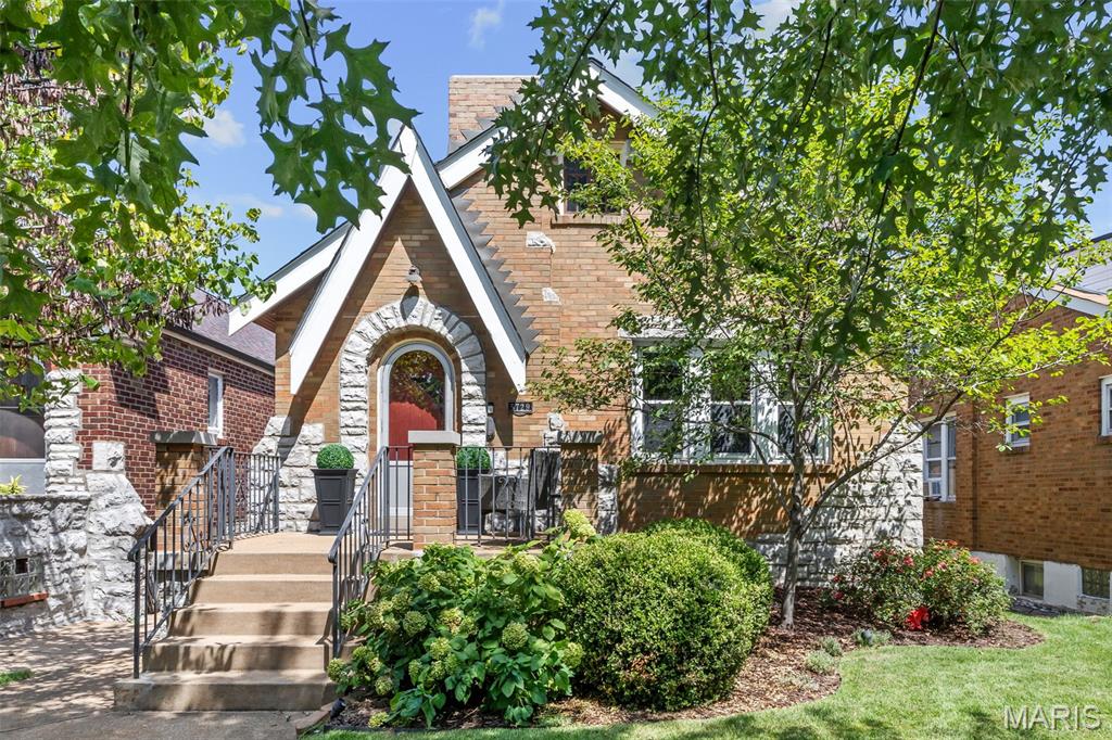 5729 Goethe Avenue Property Photo 1