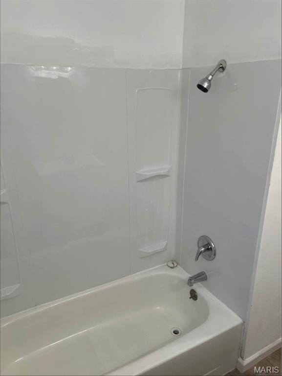 5976 Wabada Avenue Property Photo 7