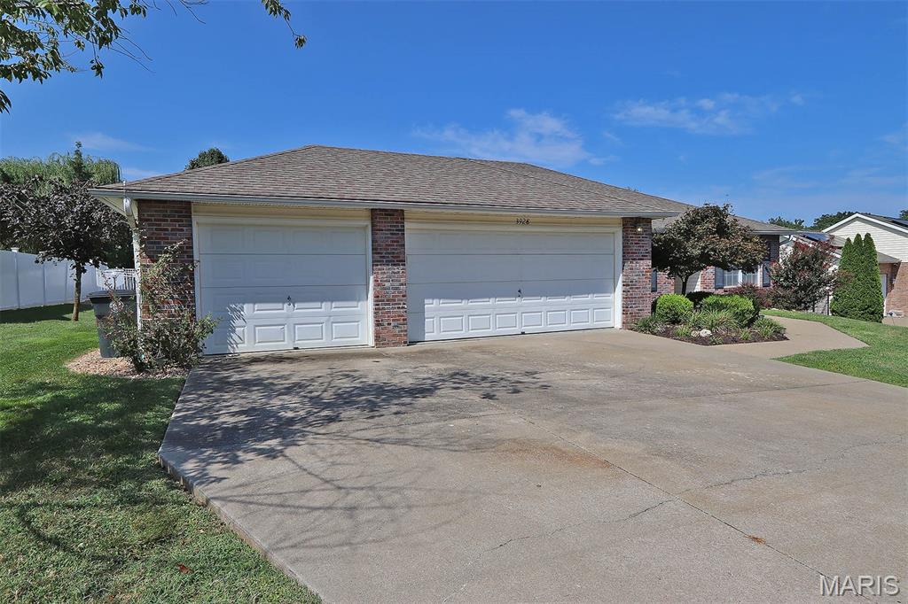 3928 Granite Drive Property Photo 6