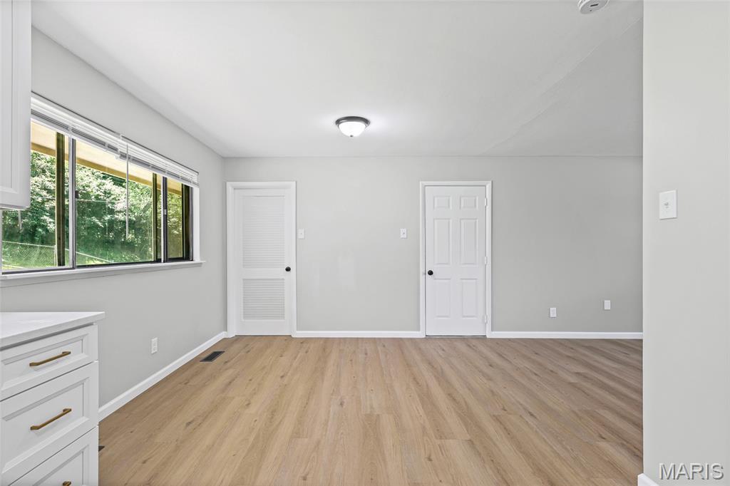 404 Spring Meadows Drive Property Photo 14