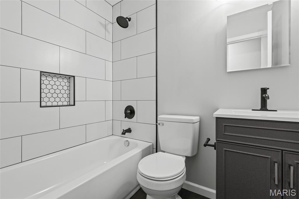 404 Spring Meadows Drive Property Photo 23