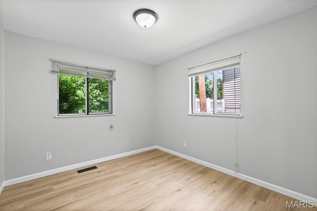 404 Spring Meadows Drive Property Photo 27