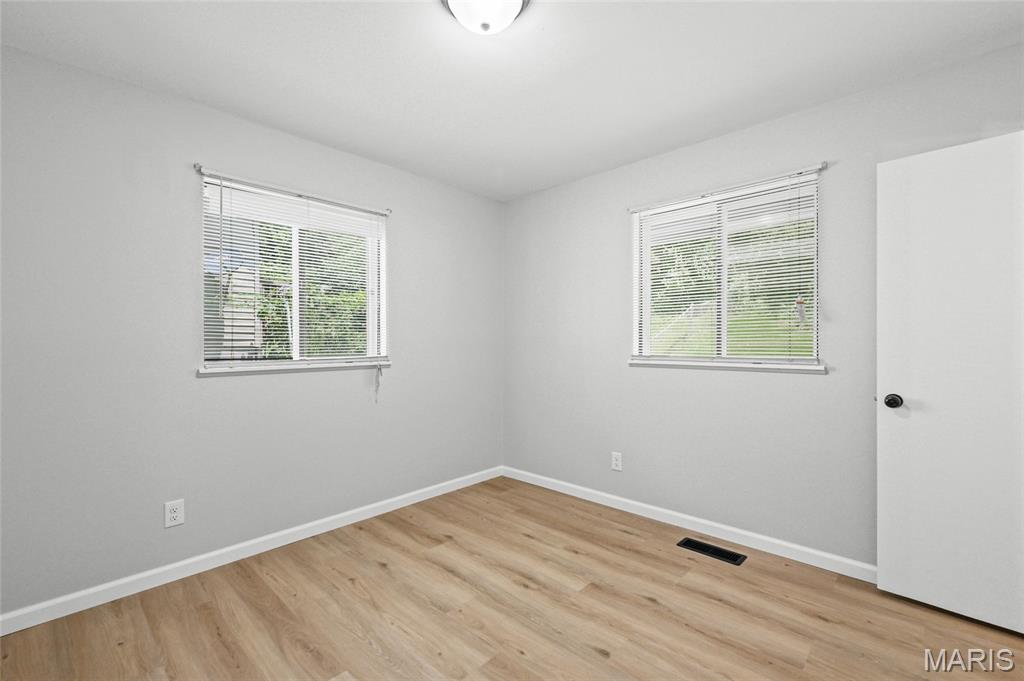404 Spring Meadows Drive Property Photo 28