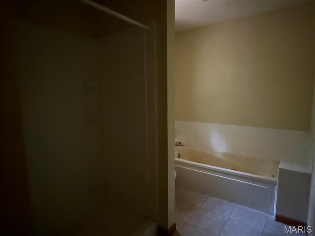 200 Wagonwheel Drive Property Photo 9