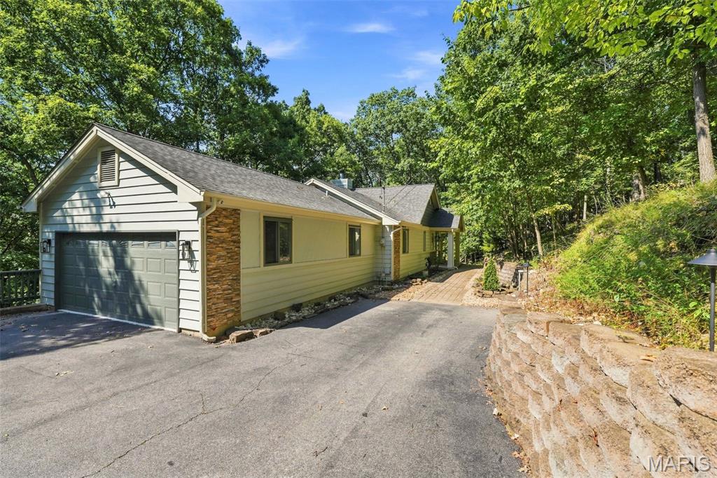 3311 Pine Cliff Road Property Photo 1