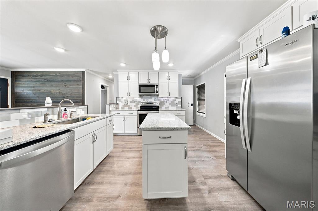 18 King Drive Property Photo 8