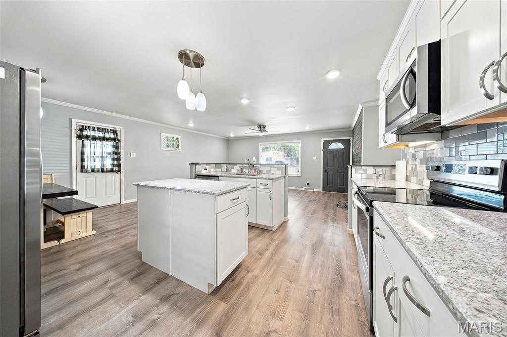 18 King Drive Property Photo 9