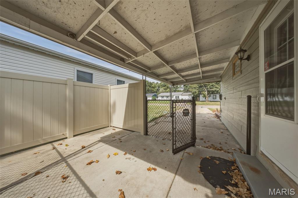 18 King Drive Property Photo 30