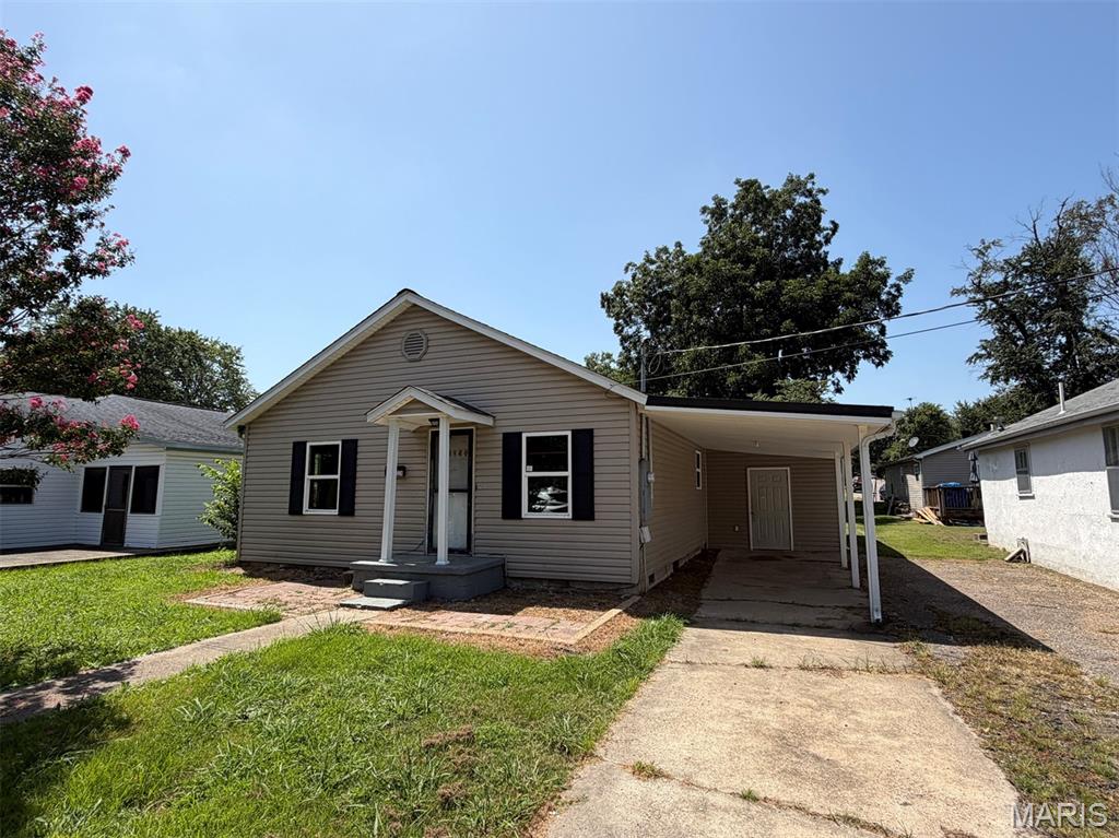 324 S Sassafrass Street Property Photo 2