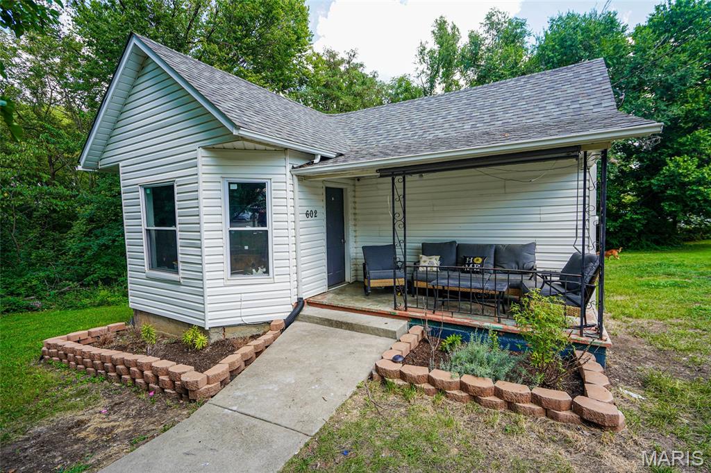 602 East Street Property Photo 1
