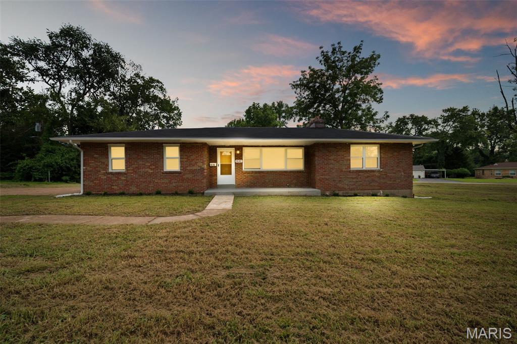 8142 January Avenue Property Photo 1
