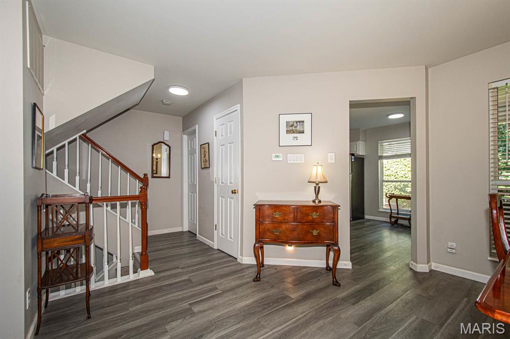 1603 Whispering Creek Drive Property Photo 4